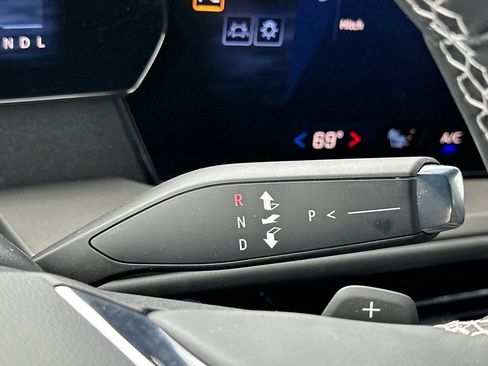 New 2025 Chevrolet Traverse LT w/ Enhanced Driving Package image 26