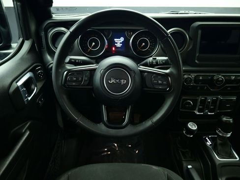 Used 2023 Jeep Wrangler Sport S image 5