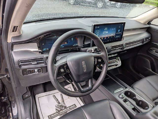 Used 2023 Lincoln Corsair AWD image 8