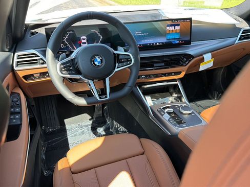 New 2026 BMW 330i Sedan w/ M Sport Package RWD image 18
