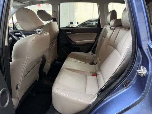 Used 2015 Subaru Forester 2.5i Touring AWD/4WD image 13