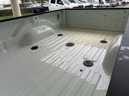 Used 2022 RAM 3500 Tradesman w/ Chrome Appearance Group image 15