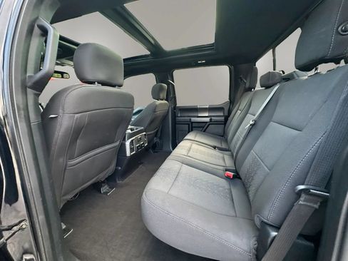Used 2018 Ford F150 XLT w/ Equipment Group 302A Luxury AWD/4WD image 15