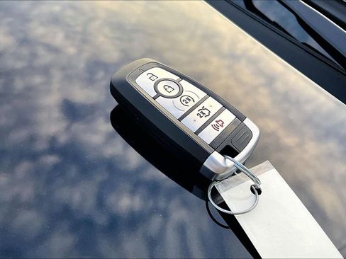 Certified 2023 Ford Escape ST-Line Elite w/ Premium Technology Package image 12