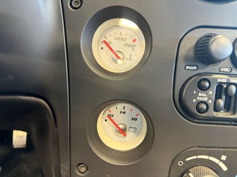 Used 2004 Dodge Viper SRT-10 image 40