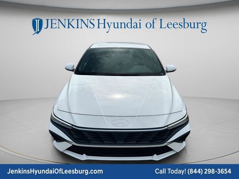 New 2026 Hyundai Elantra SE FWD image 12