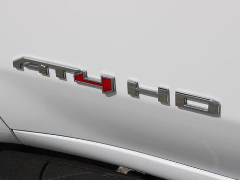 Used 2024 GMC Sierra 2500 AT4 w/ AT4 Premium Plus Package image 19