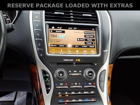 Used 2017 Lincoln MKX Reserve w/ Lincoln MKX Climate Package image 19