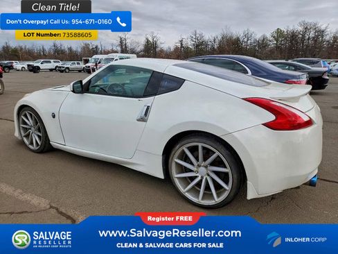 Used 2009 Nissan 370Z Coupe w/ Sport Pkg image 3