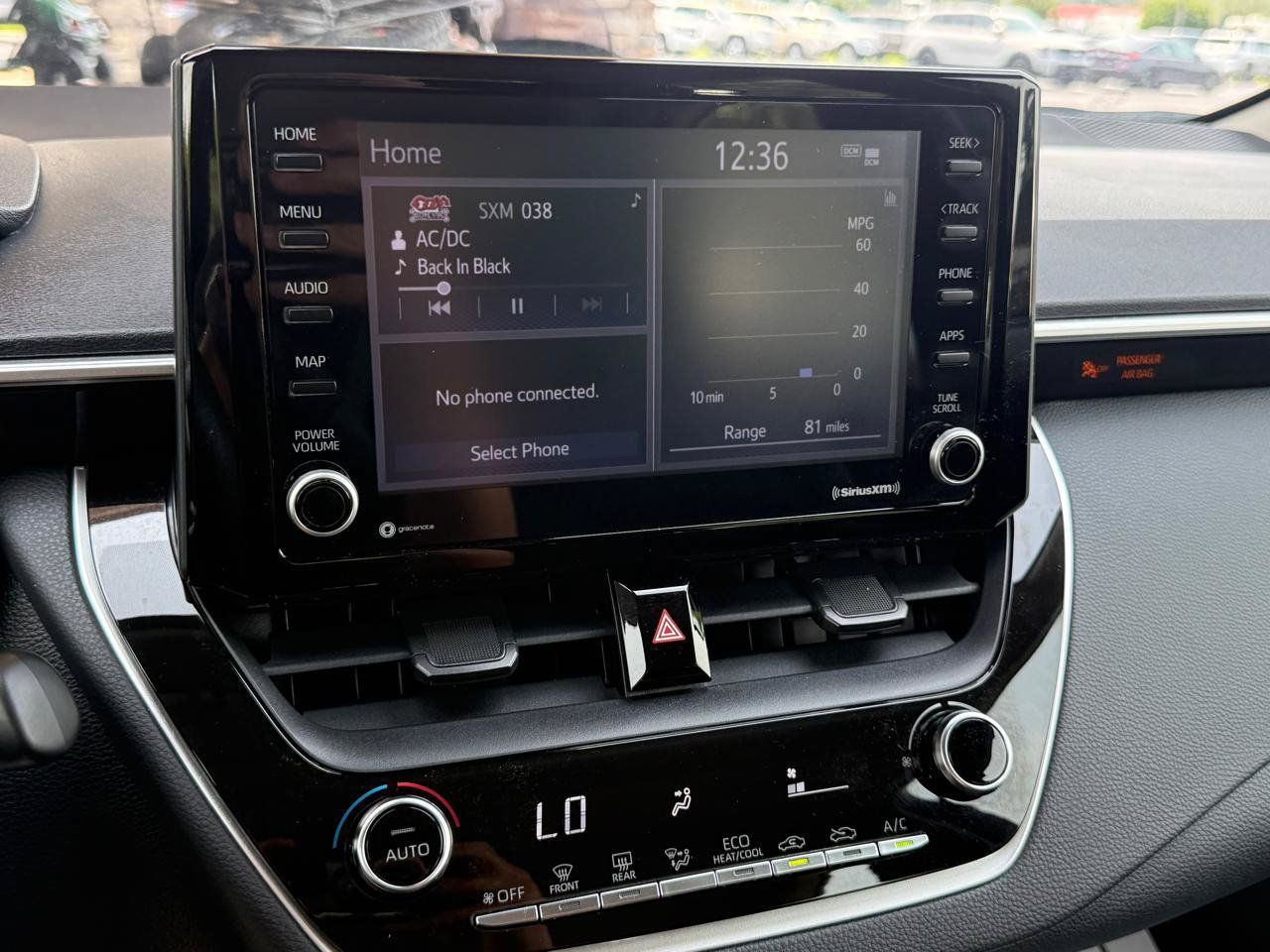 Used 2022 Toyota Corolla LE FWD image 23