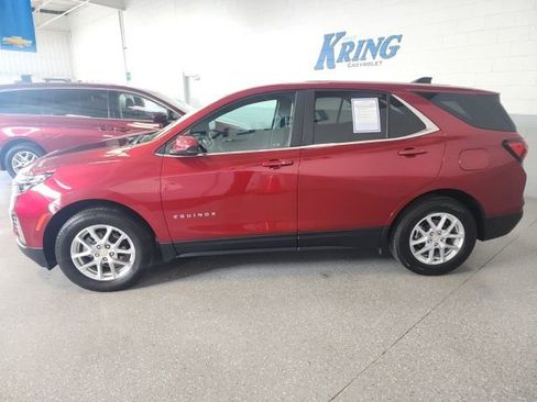 Used 2023 Chevrolet Equinox LT AWD/4WD image 3