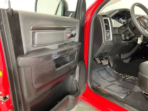 Used 2022 RAM 1500 Classic SLT image 13