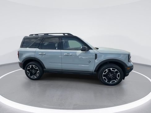 Used 2024 Ford Bronco Sport Outer Banks w/ Tech Package AWD/4WD image 9