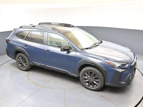 Certified 2025 Subaru Outback Onyx Edition AWD/4WD image 43
