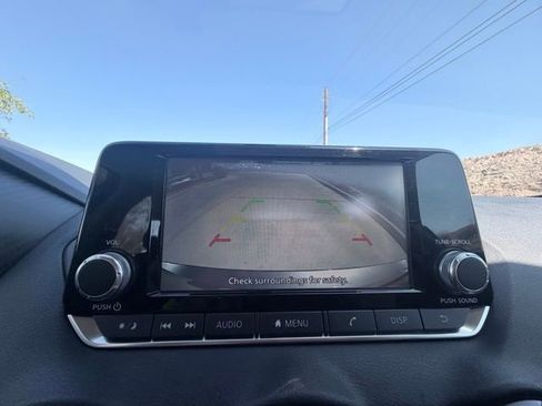 Used 2024 Nissan Sentra S image 19