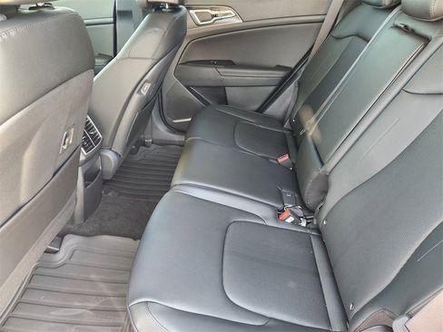 New 2026 Kia Sportage EX image 19