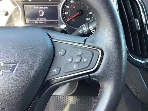 Used 2022 Chevrolet Equinox RS w/ RS Leather Package image 28