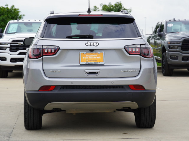 Certified 2024 Jeep Compass Limited AWD/4WD image 11