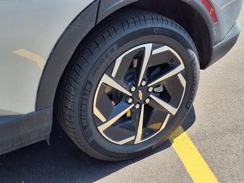 New 2026 Chevrolet Equinox EV LT AWD/4WD image 26