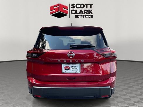 Used 2026 Nissan Rogue S FWD image 5
