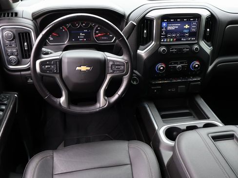 Used 2021 Chevrolet Silverado 1500 LTZ image 22