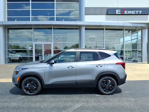 New 2026 Kia Seltos EX FWD image 4