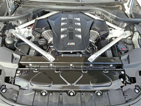 Used 2025 BMW X5 M60i image 35