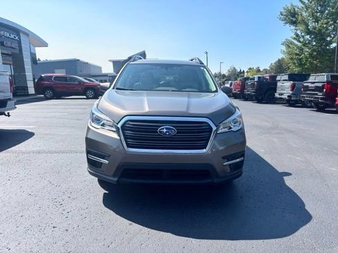 Used 2021 Subaru Ascent Premium w/ Convenience Package AWD/4WD image 3