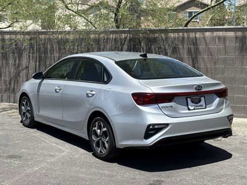 Used 2021 Kia Forte LXS FWD image 6