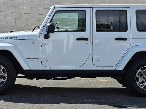 Used 2015 Jeep Wrangler Unlimited Rubicon w/ Connectivity Group AWD/4WD image 2