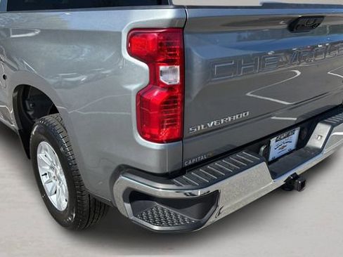 Used 2025 Chevrolet Silverado 1500 LT image 11