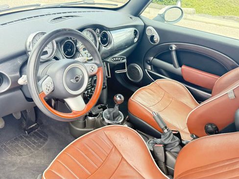 Used 2007 MINI Cooper Convertible FWD image 14