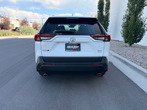 Used 2024 Toyota RAV4 XLE w/ Convenience Package AWD/4WD image 6