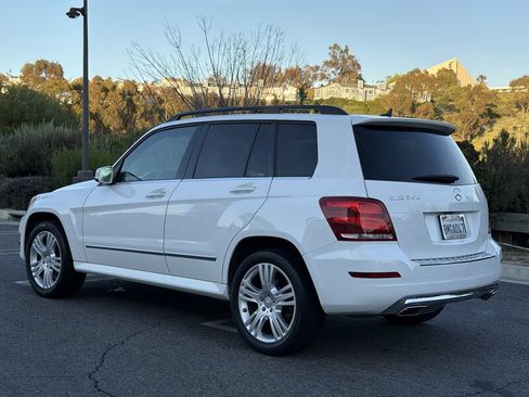Used 2015 Mercedes-Benz GLK 350 2WD image 4