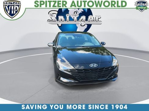 Used 2023 Hyundai Elantra SEL FWD image 5