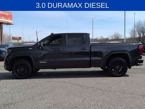 Used 2022 GMC Sierra 1500 Elevation w/ Elevation Premium Package image 6