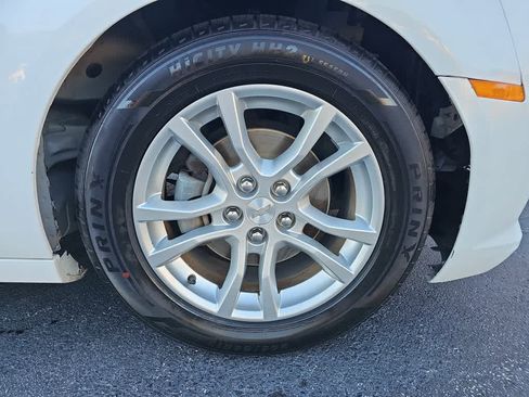 Used 2015 Chevrolet Camaro LT image 12