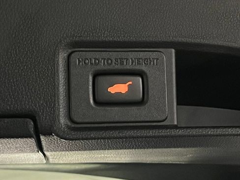Used 2024 Acura RDX SH-AWD image 35