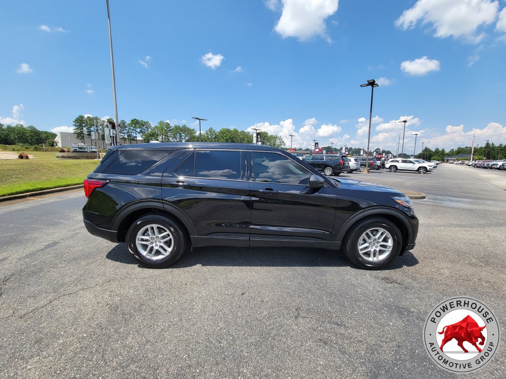 Used 2026 Ford Explorer Active RWD image 8