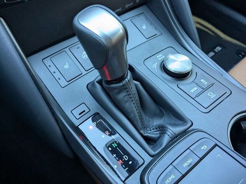 Used 2025 Lexus IS 300 F Sport image 12