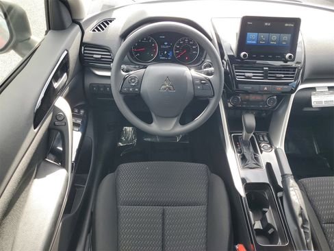 New 2025 Mitsubishi Eclipse Cross LE image 24
