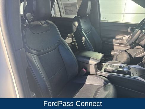 Certified 2020 Ford Explorer ST w/ Premium Technology Package image 27