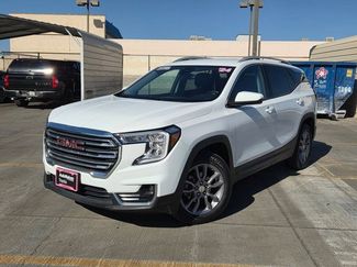 Used 2024 GMC Terrain SLT video 1