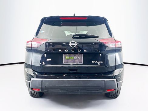 Used 2024 Nissan Rogue SV image 7