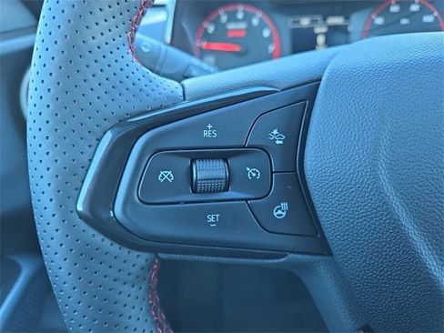 New 2026 Chevrolet Trax RS w/ Sunroof Package image 20