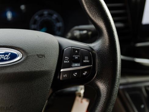 Used 2024 Ford Transit 350 XLT image 21