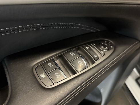 Used 2018 INFINITI QX60 Luxe AWD/4WD image 11
