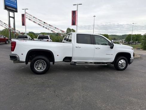 Used 2024 Chevrolet Silverado 3500 LTZ w/ LTZ Plus Package AWD/4WD image 3