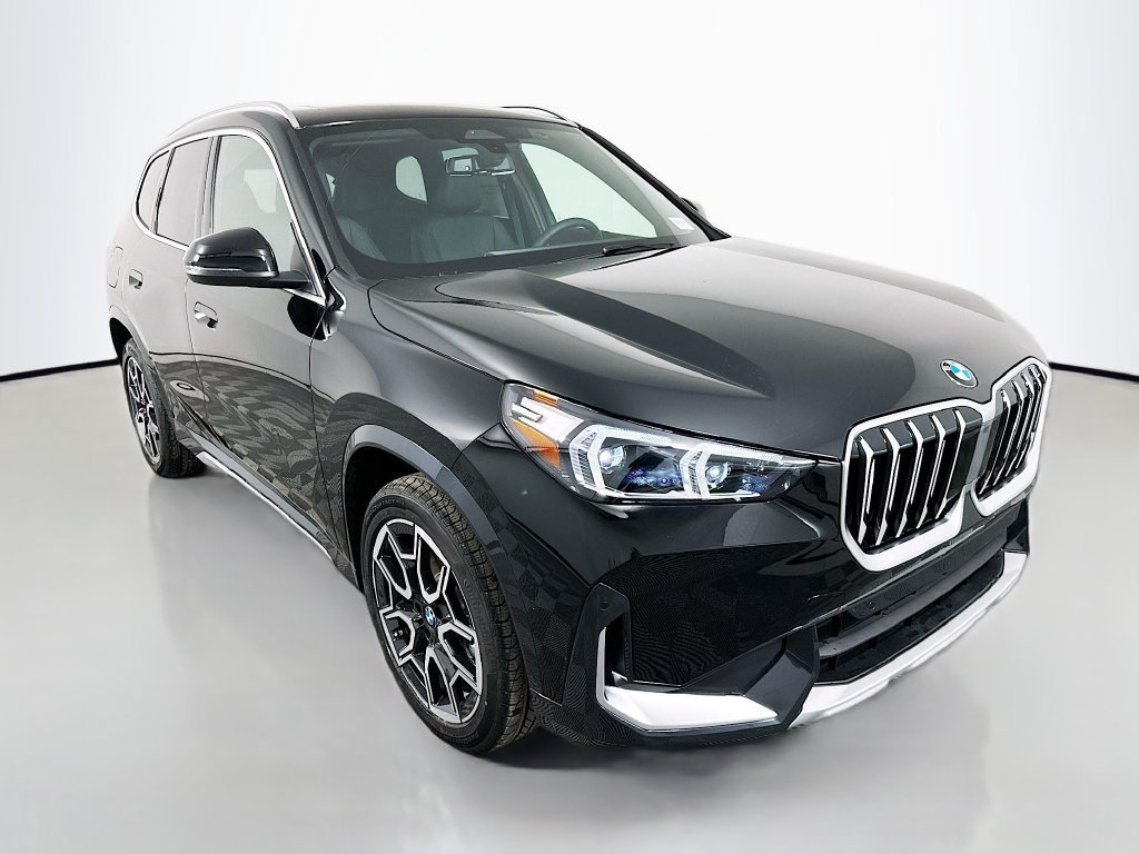 Used 2026 BMW X1 xDrive28i w/ Convenience Package AWD/4WD image 3