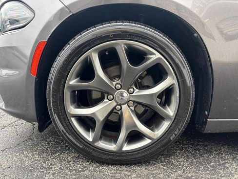 Used 2015 Dodge Charger SXT image 7